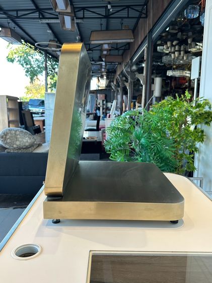 บานกระจกเงา โครงสแตนเลสสีทอง รูปที่ 4