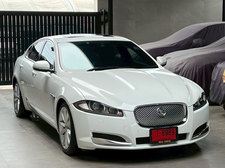 Jaguar XF-Series 2013 2.2 Sedan ดีเซล ไม่ติดแก๊ส เกียร์อัตโนมัติ ขาว รูปที่ 2