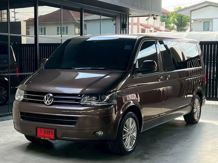 รถ Volkswagen Caravelle 2.0 TDi สี น้ำตาล
