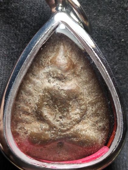 พระพิมพ์กลีบบัวเนื้อดินครับ รูปที่ 2