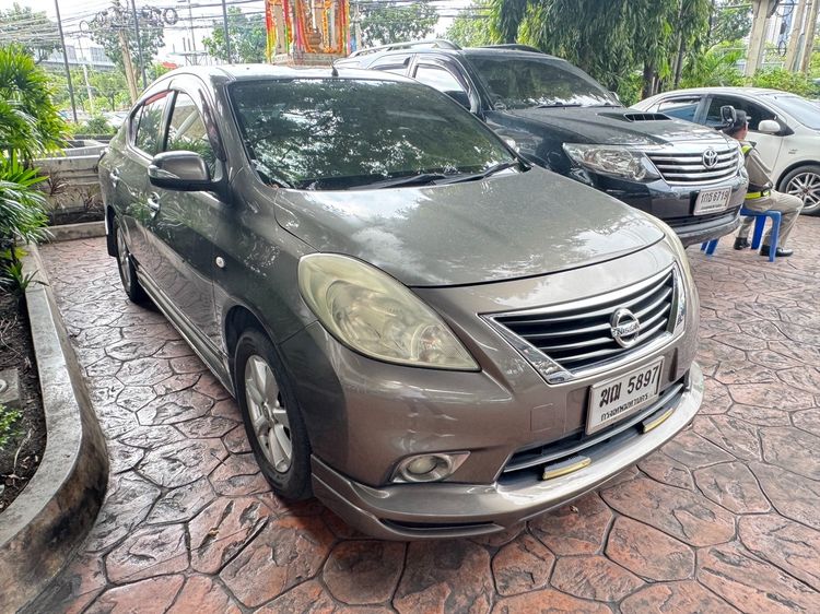รถ Nissan Almera 1.2 VL สี น้ำตาล
