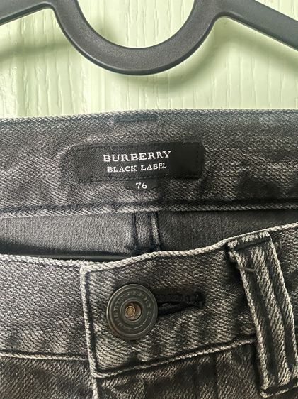 กางเกงยีนส์สีเทาดำ Burberry Black Label Size76 JPN  รูปที่ 2