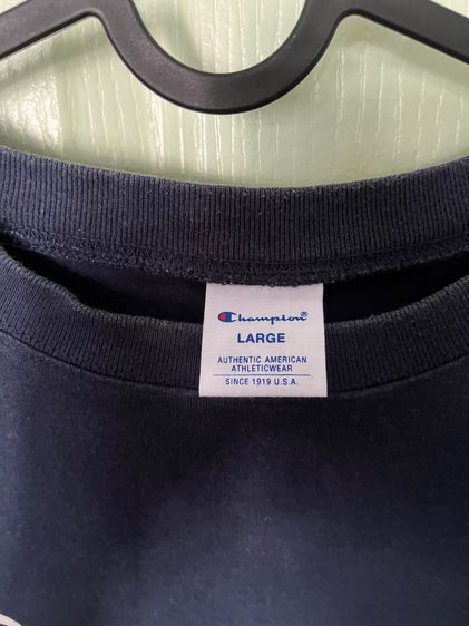 เสื้อยืด Champion สีกรมท่า Size L  รูปที่ 2