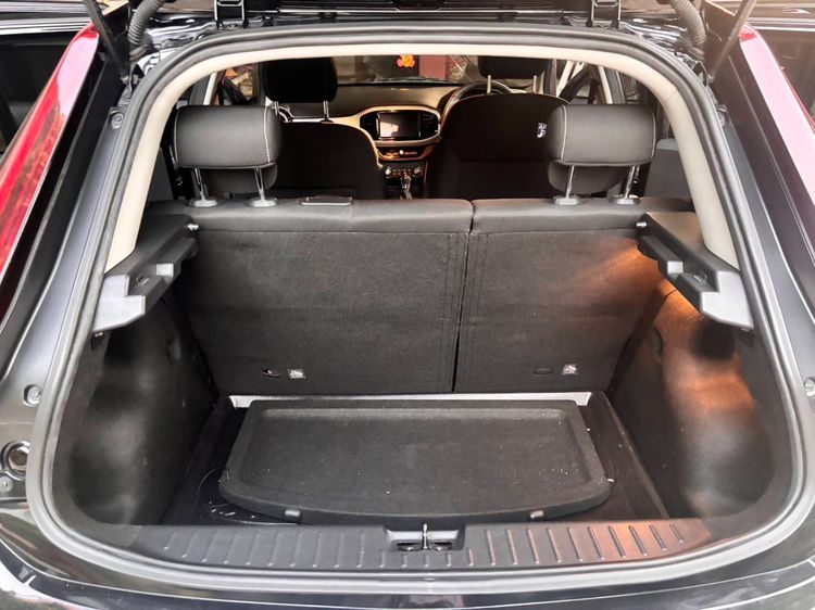 MG MG3 2022 1.5 X Sedan เบนซิน ไม่ติดแก๊ส เกียร์อัตโนมัติ ดำ รูปที่ 2