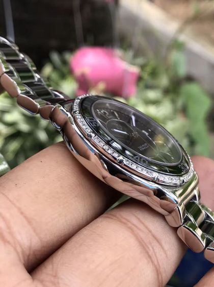 Tag Heuer F1 Quartz BOY Size Black Ceramic Diamond WAH1212(36mm)🇨🇭🇨🇭
    รูปที่ 6