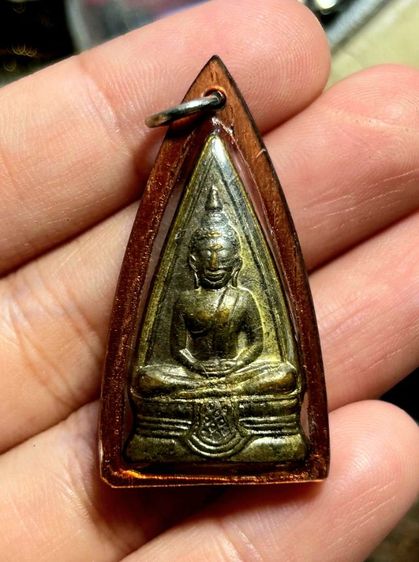 หลวงพ่อโสธรพิมพ์2หน้า เลี่ยมเก่าไม่ทราบปี จ.ฉะเชิงเทรา รูปที่ 5