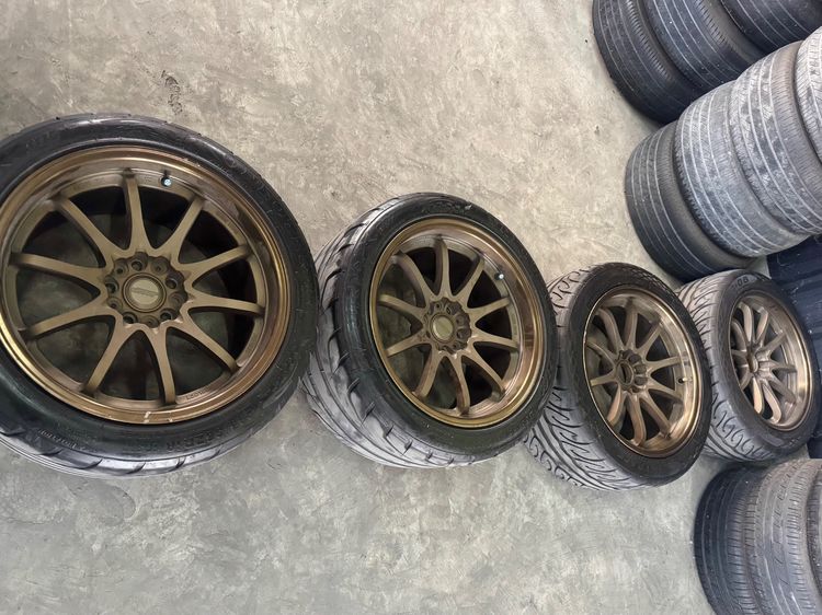 ล้อแม็ก18 CE 295-35-18 กับ  275 40 18 ยางสภาพใหม่ใช้ได้อีกนาน โดยรวมล้อยางสวยพร้อมใช้ได้เลย