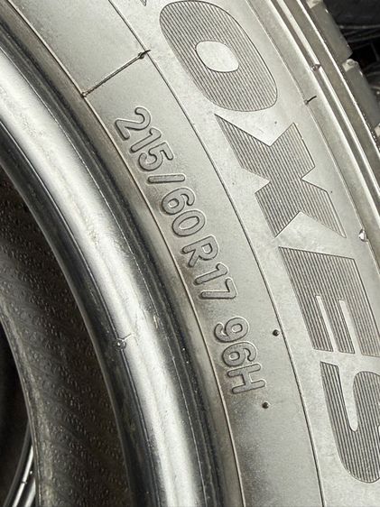 ยางสวย 215 60 17 Toyo tires  รูปที่ 6
