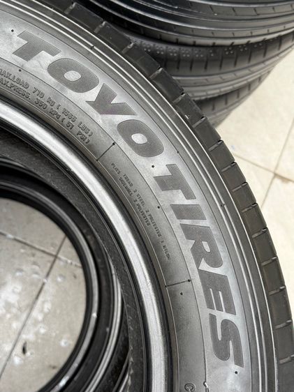 ยางสวย 215 60 17 Toyo tires  รูปที่ 4