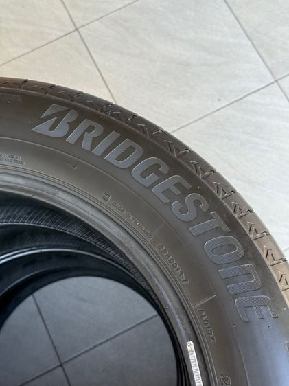 ยางสวย 215 60 17 BRIDGESTONE  รูปที่ 4