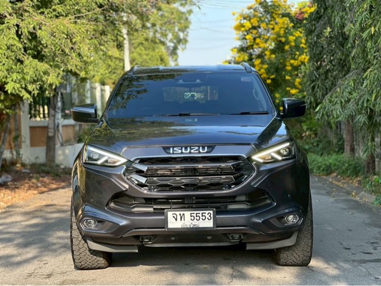 รถ Isuzu MU-X 3.0 Ultimate AT 2WD สี เทา