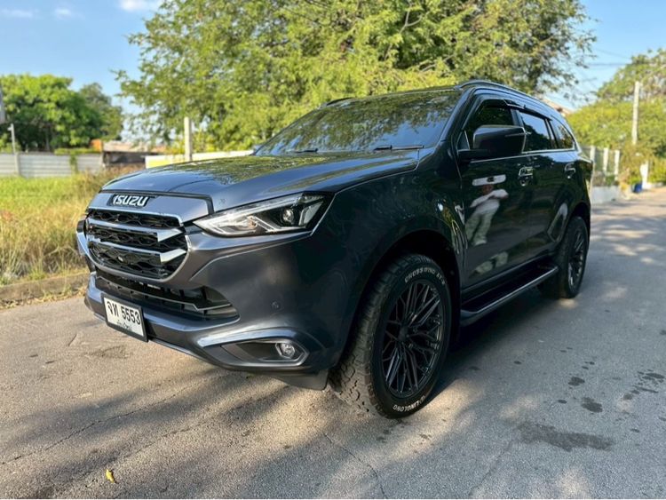 Isuzu MU-X 2023 3.0 Ultimate AT 2WD Utility-car ดีเซล ไม่ติดแก๊ส เกียร์อัตโนมัติ เทา รูปที่ 3