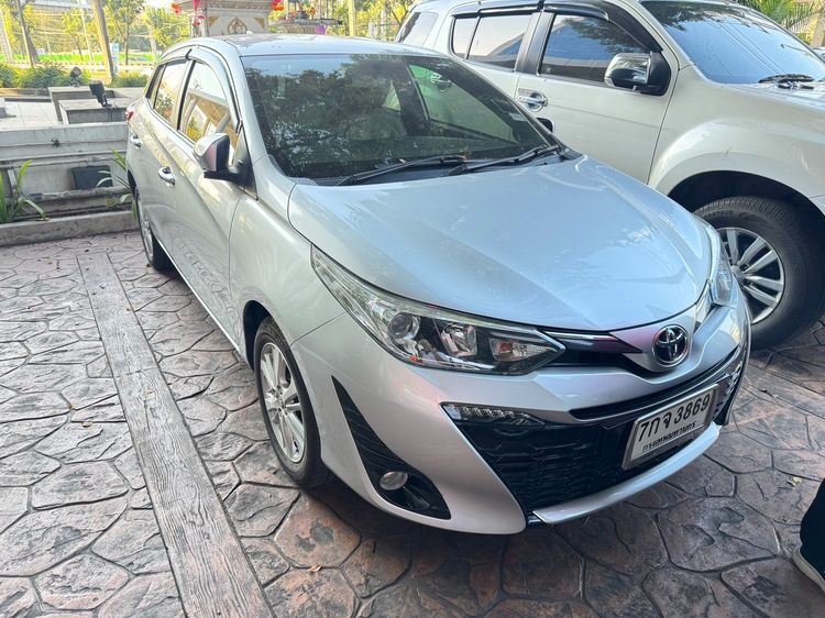 Toyota Yaris 2017 1.2 G Sedan เบนซิน ไม่ติดแก๊ส เกียร์อัตโนมัติ เทา