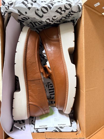 รองเท้าHush Puppies