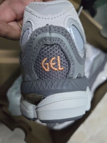 อื่นๆ รองเท้าผ้าใบ UK 6.5 | EU 40 | US 7 รองเท้า ASICS gel NYC