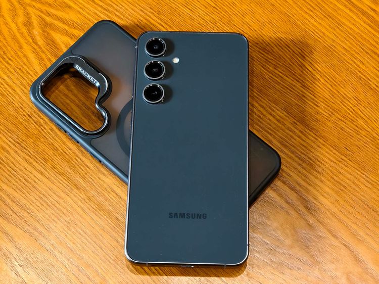 Samsung S24 Fe  รูปที่ 3