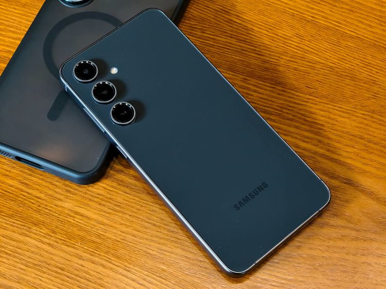 Samsung S24 Fe  รูปที่ 8