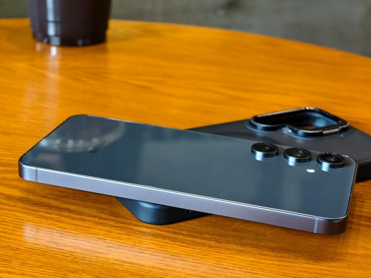 Samsung S24 Fe  รูปที่ 4