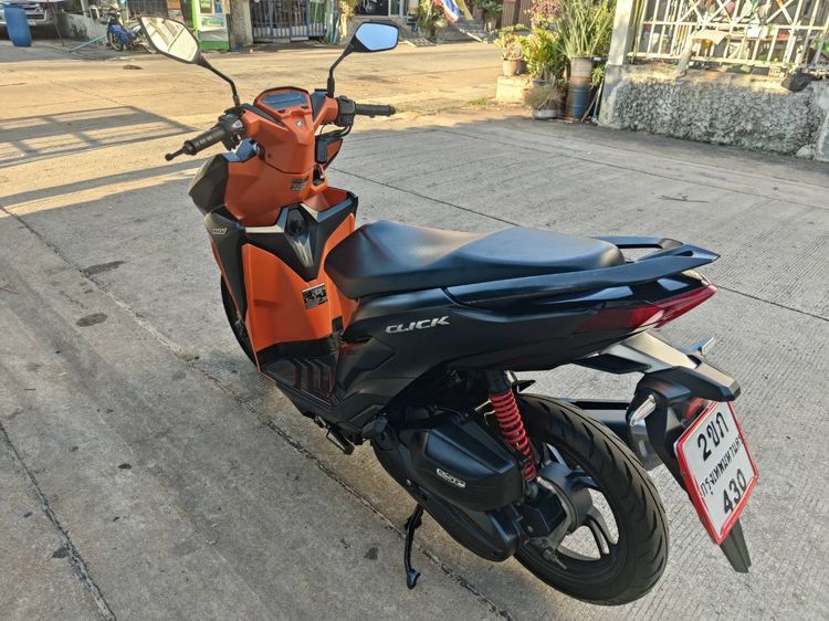 🛵ยังไงก็ขาย CLICK150 i ปี 63 เครื่องดี สีสวย สตาร์ทมือ กุญแจรีโมท เล่มชุดโอนครบ+เปลี่ยนถ่ายน้ำมันเครื่องฟรี ส่งฟรี30 ก.ม รูปที่ 6