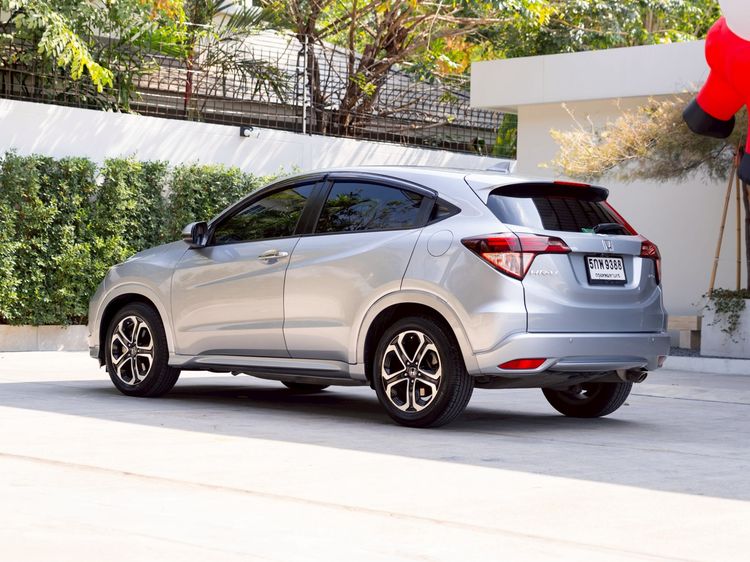 Honda HR-V 2016 1.8 EL Utility-car เบนซิน ไม่ติดแก๊ส เกียร์อัตโนมัติ เงิน รูปที่ 4