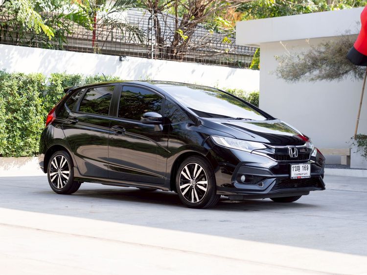 รถ Honda Jazz 1.5 RS i-VTEC สี ดำ