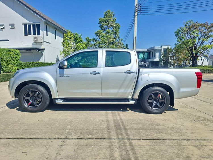 Isuzu D-MAX 2014 2.5 Hi-Lander Z Prestige Pickup ดีเซล เกียร์ธรรมดา เทา รูปที่ 2