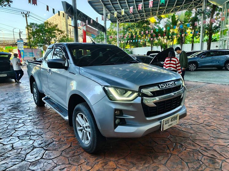 รถ Isuzu D-MAX 1.9 L DA X-series สี เทา