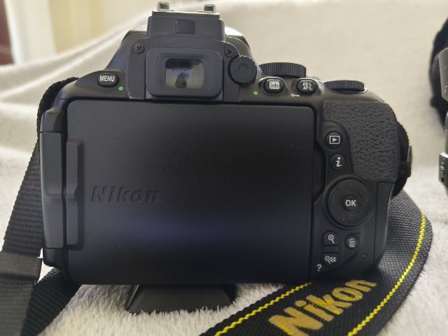 D5600 พร้อมเลนส์ 18-140  35f1.8 รูปที่ 8