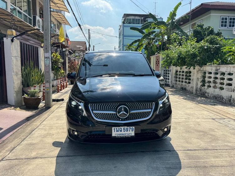 รถ Mercedes-Benz V-Class Vito สี ดำ