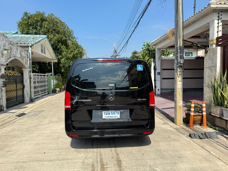 Mercedes-Benz V-Class 2023 Vito Van ดีเซล เกียร์อัตโนมัติ ดำ รูปที่ 3