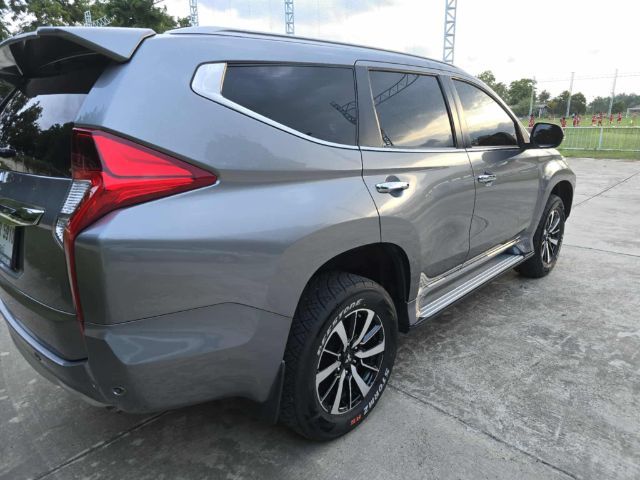Mitsubishi Pajero Sport 2019 2.4 GT Premium ดีเซล เกียร์อัตโนมัติ เทา รูปที่ 2