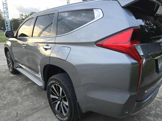 รถ Mitsubishi Pajero Sport 2.4 GT Premium สี เทา