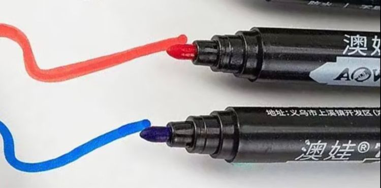 ปากกามาร์กเกอร์ ปากกาเมจิก ปากกาเพ้นท์ ปากกาเขียนกล่องไปรษณีย์ กันน้ำ แบบติดถาวร สีน้ำเงิน สีแดง แท่งละ 5 บาท รูปที่ 2