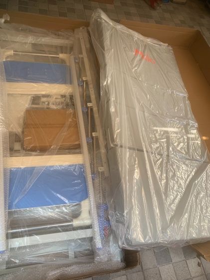 เตียงผู้ป่วยมือหมุน MiKi รุ่น JDC09G รูปที่ 3