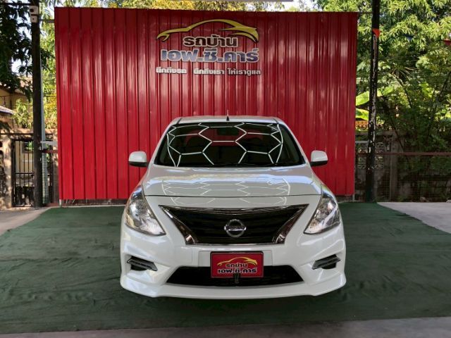 รถ Nissan Almera 1.2 E Sportech สี ขาว