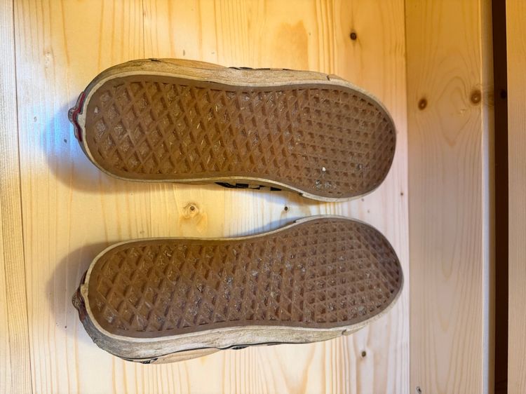 รองเท้า vans ใส่แล้วเป็นวัยรุ่นเทสดี EUR 42 รูปที่ 4