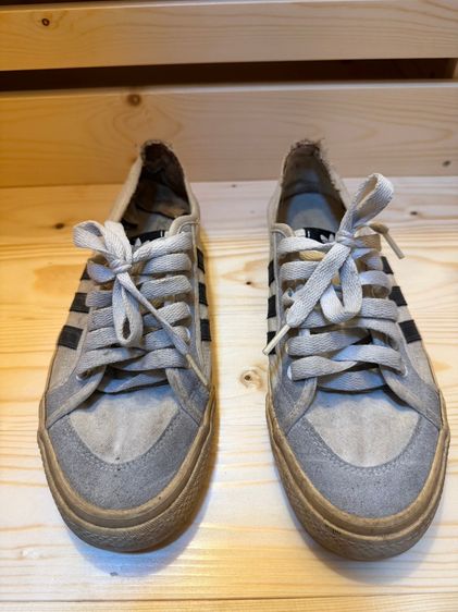 รองเท้า adidas ใส่แล้วเป็นวัยรุ่นเทสดี US9