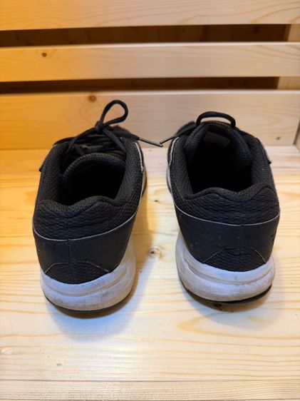 รองเท้า วิ่ง adidas ใส่แล้วเป็นวัยรุ่นเทสดี UK8 รูปที่ 4