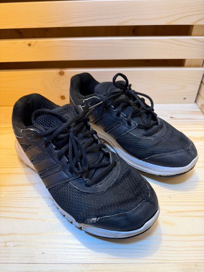 รองเท้า วิ่ง adidas ใส่แล้วเป็นวัยรุ่นเทสดี UK8 รูปที่ 2