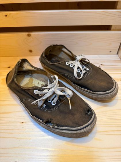 รองเท้า VANS AUTHENTIC ใส่แล้วเป็นวัยรุ่นเทสดี EUR 42 รูปที่ 2