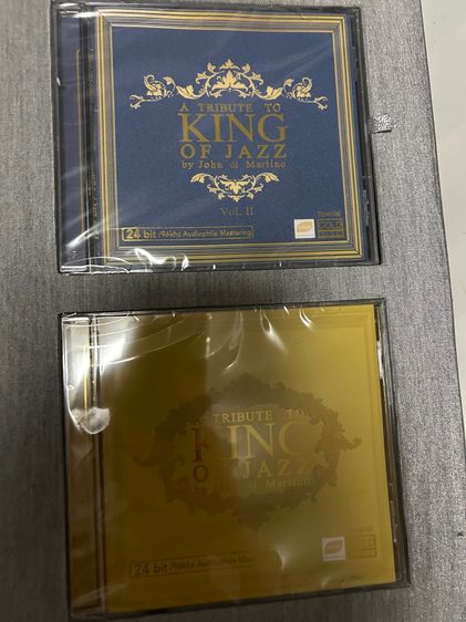 อัลบัมเพลงพระราชนิพนธ์ A tribute to King of Jazz by John di Martino Vol.1 + Vol.2 พร้อมกล่องที่ระลึกพระบรมสาทิสลักษณ์ limited รูปที่ 3
