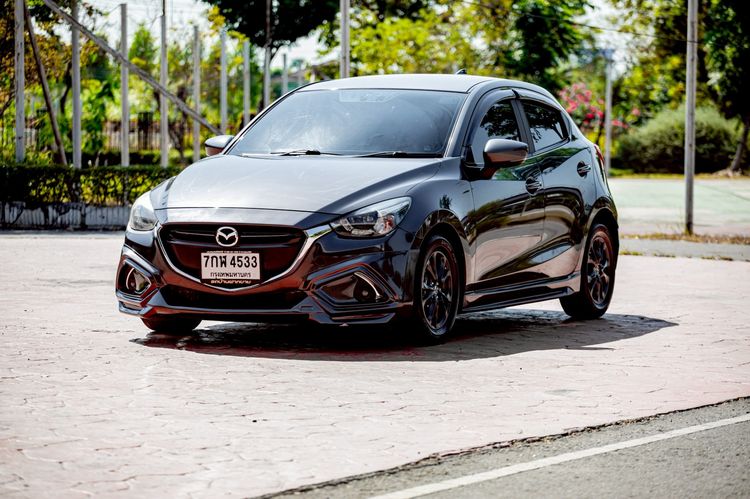 Mazda Mazda 2 2018 1.3 Sports High Connect Sedan เบนซิน เกียร์อัตโนมัติ เทา