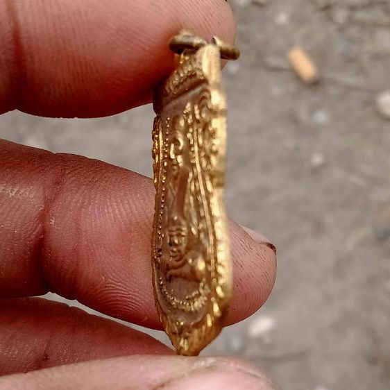 เหรียญเสมาหลวงพ่อทวดวัดช้างไห้ รุ่นสาม ปี 04 บล็อกสองจุด เนื้อกะไหล่ พระบ้านแบ่งบูชา รูปที่ 3