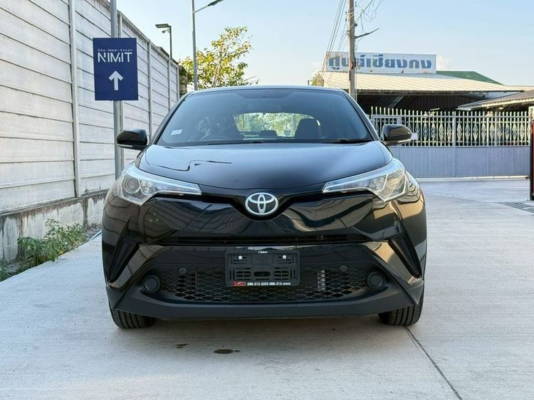 Toyota C-HR 2018 1.8 Entry Sedan เบนซิน ไม่ติดแก๊ส เกียร์อัตโนมัติ ดำ รูปที่ 2