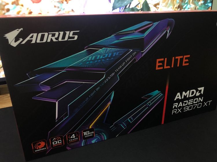 อื่นๆ AMD Radeon RX 9070 XT Elite 16G