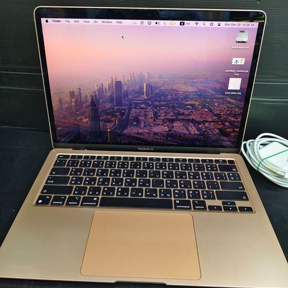 Apple อื่นๆ อื่นๆ อื่นๆ ไม่ใช่ MacBook Air M1 13 นิ้ว สี Gold  RAM 8GB  SSD 256GB  แบต 84