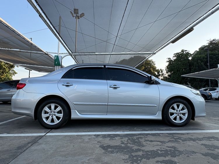 รถ Toyota Altis 1.6 E CNG สี บรอนซ์เงิน