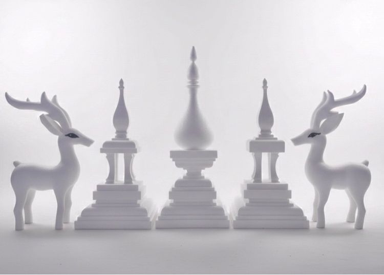 หงส์แกะสลักโรยกากเพชร รูปที่ 7