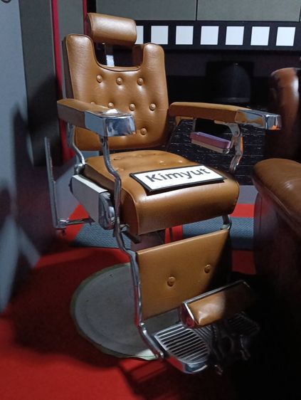 เก้าอี้ตัดผมชายสีน้ำตาล สภาพสวย มือ2 รูปที่ 8