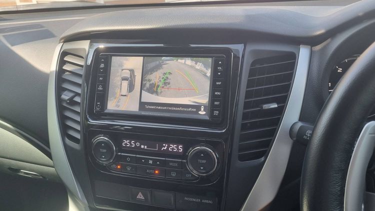 Mitsubishi Pajero Sport 2017 2.4 GT Premium 4WD Utility-car ดีเซล ไม่ติดแก๊ส เกียร์อัตโนมัติ ขาว รูปที่ 3